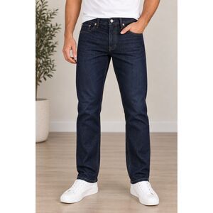 Men’s 513 Levi Straight-Leg Jeans